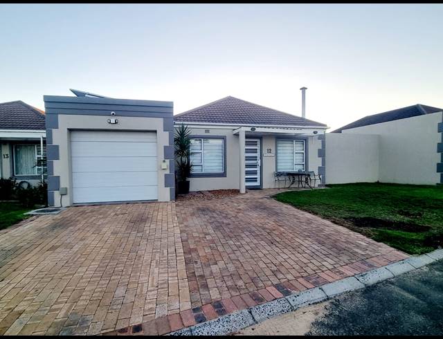 3 BEDROOM HOUSE SOLD IN SONSTRAAL HEIGHTS